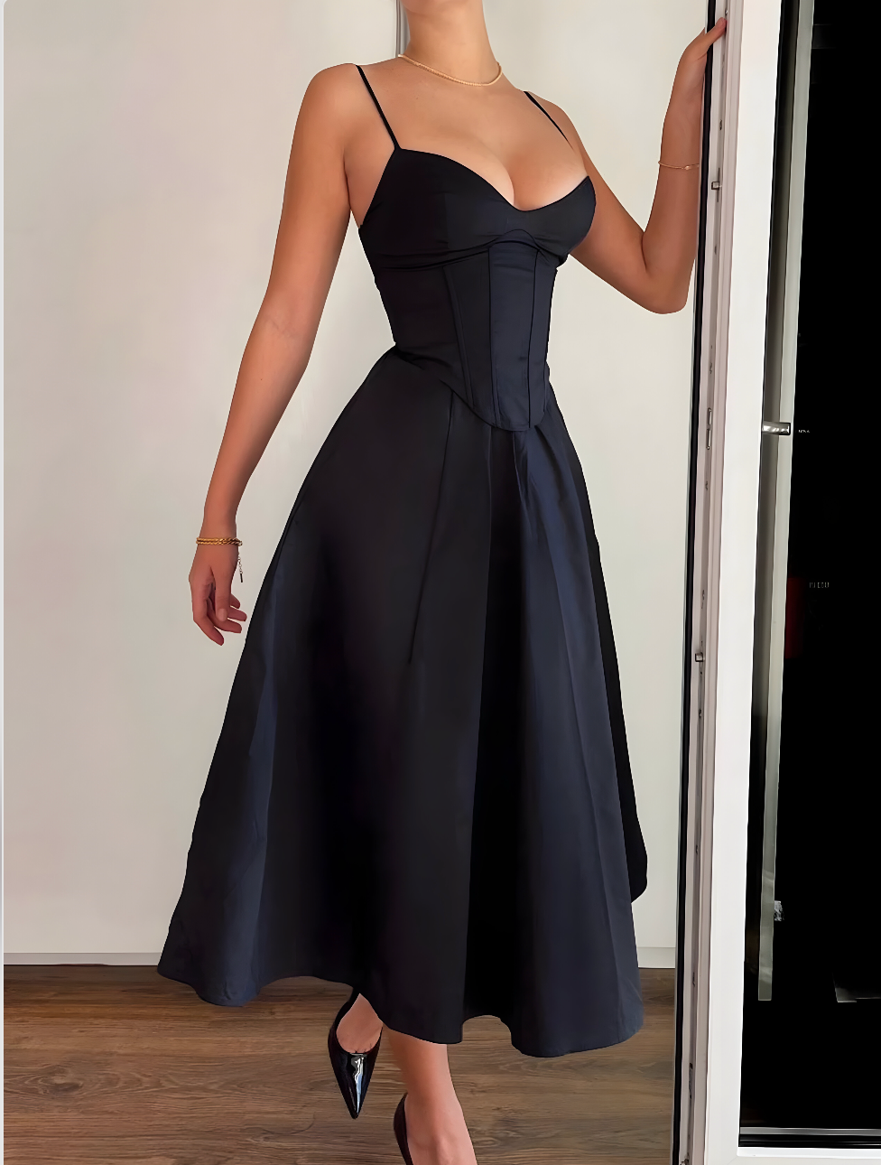 Elegant Corset Spaghetti Strap Maxi Dress